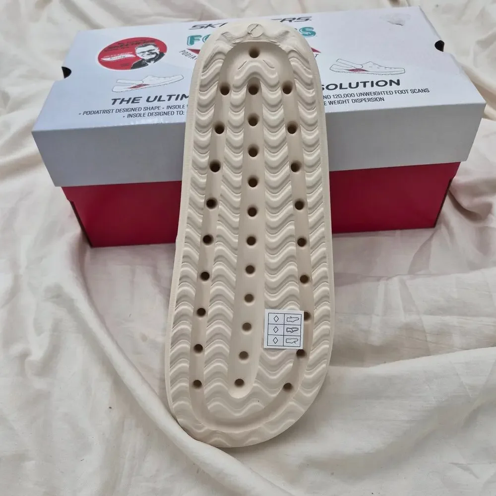 Skechers Foamies Arch Fit Slide Sandal in Cream - Picture 7 of 8